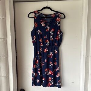 41 Hawthorn Navy Floral Sun Dress